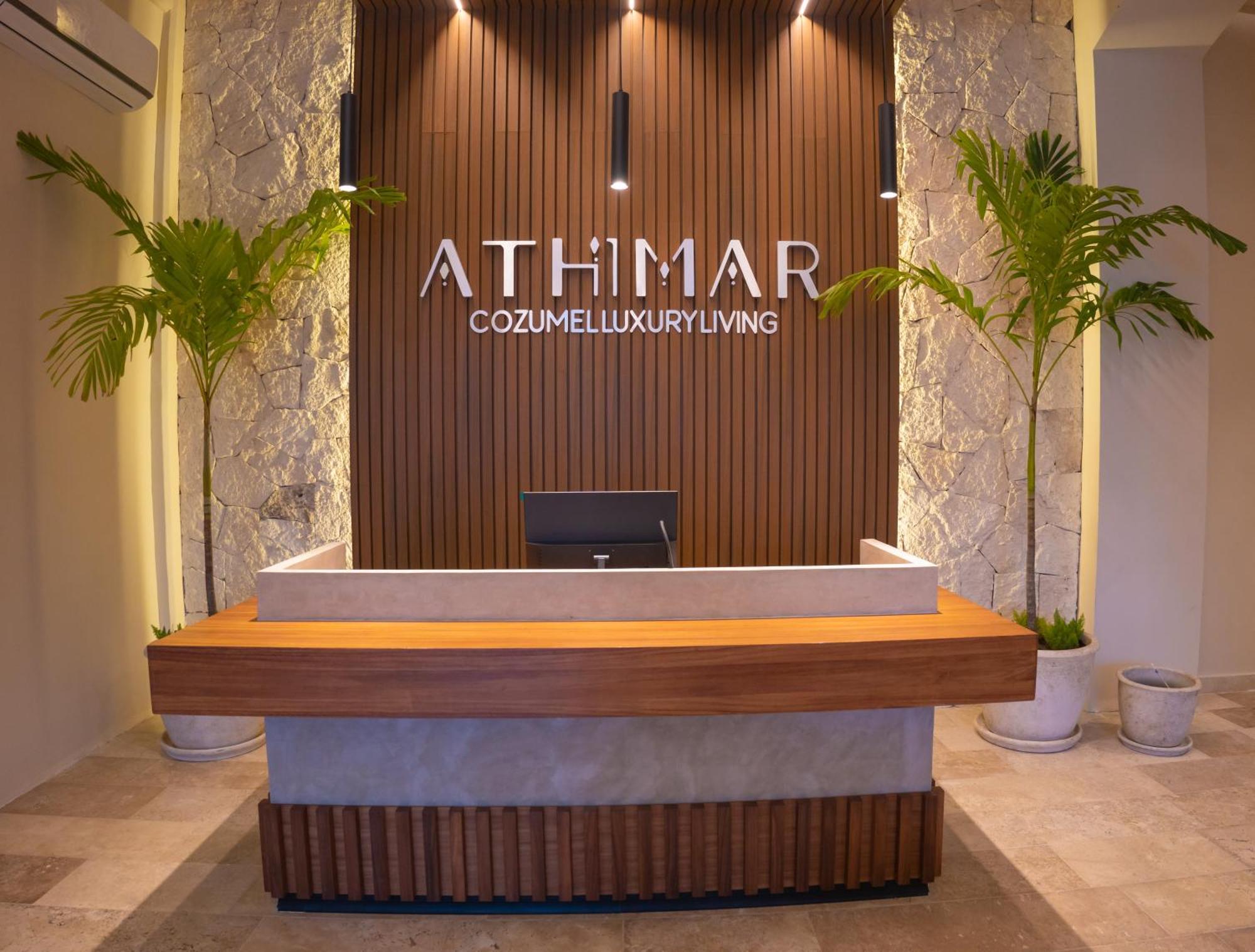 Athimar 102 * Cozumel
