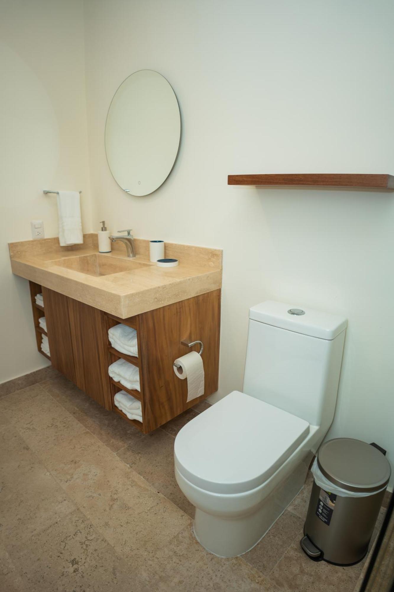 Athimar 102 Apartment *